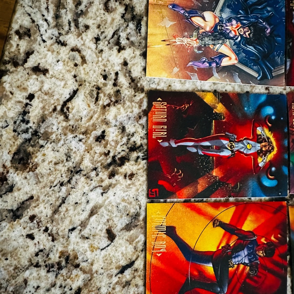 DC Comics Skybox 1994 Trading Card Collection (52) - Picture 4 of 16